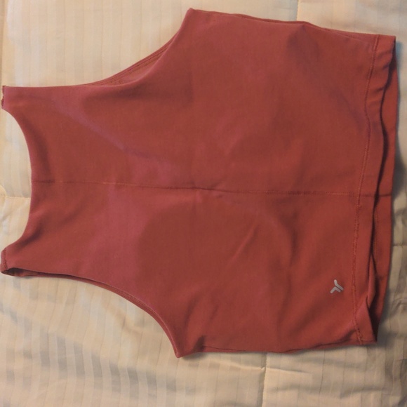 Old Navy sports tank - Picture 2 of 4